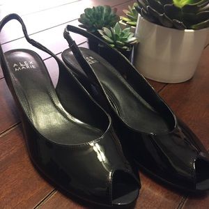 Alex Marie Blk Patent Lthr, Peep Toe, Kitten Heel